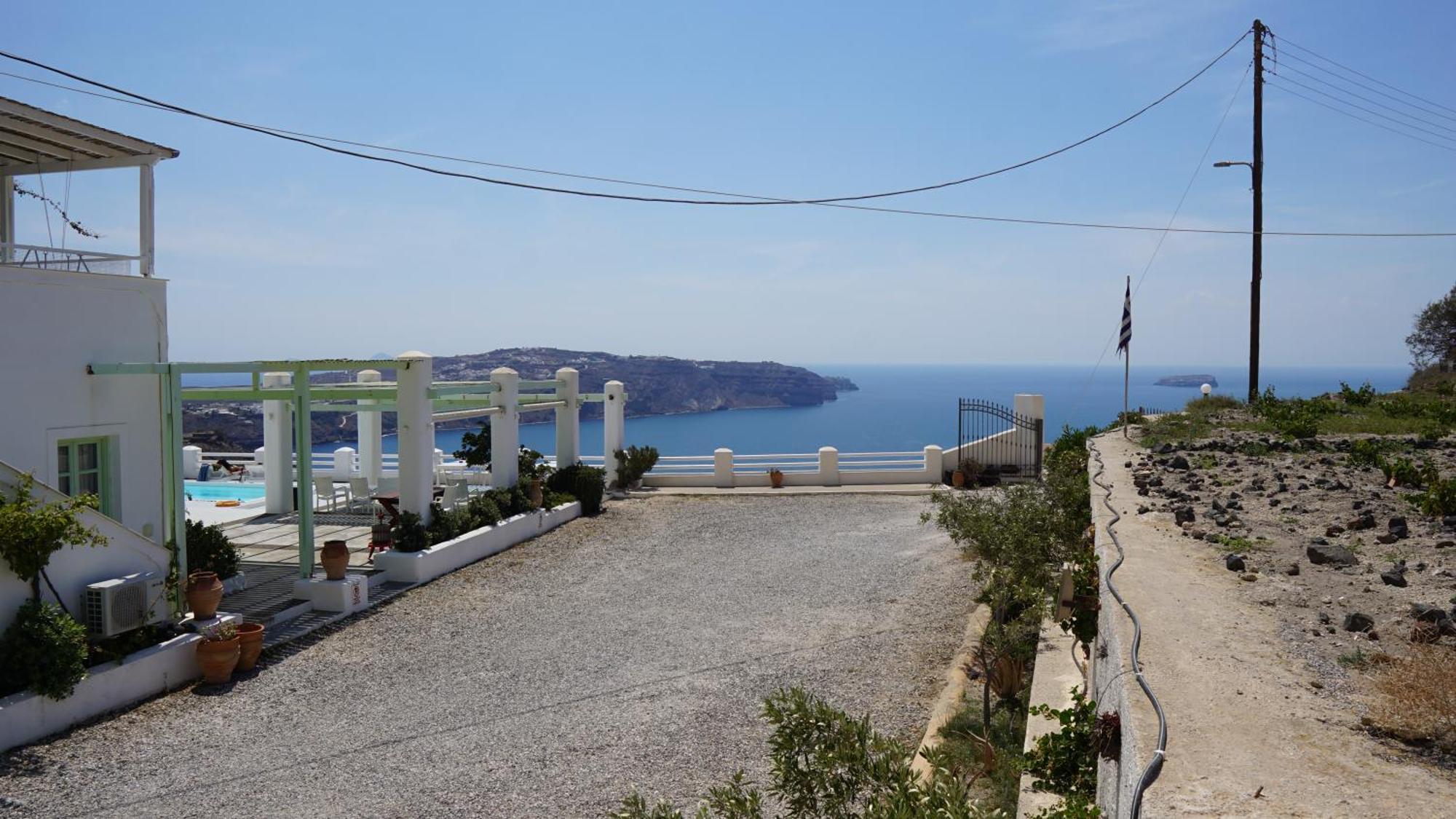 Vivian's Daire Megalochori (Santorini)